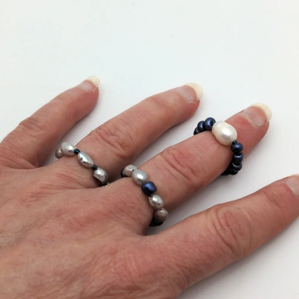 381MIDALANE Baroque Pearl Beaded Ring Set with Glass Beads